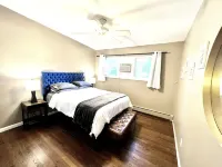 Cozy 3-Bedroom 1 Mile to Downtown & Michigan Stadium w/ Free Parking - شرفة