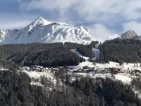 1 Bedroom Apartment in la Plagne-Tarentaise Các khách sạn ở Bellentre