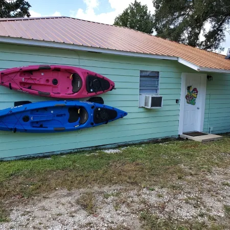Quiet and relaxing come enjoy the river and coastal life at The Slippery Minnow.