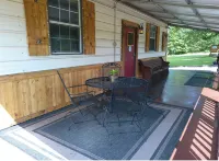 Rustic Serenity in the Ozarks