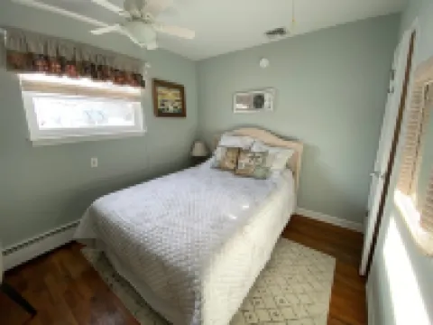 Pet Friendly - Escape in Cape May! 6 Blocks to the Beach!