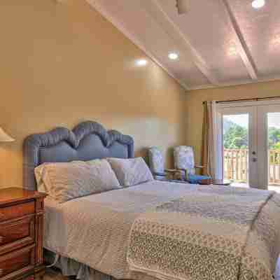 Beautiful Carmel House In a Perfect Location Rooms