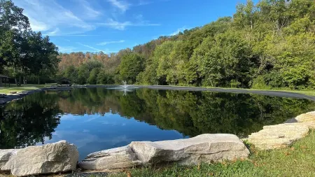 River Retreat: Private Cabin Getaway on the Bourbon Trail