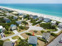 Deep Winter Discounts 350 ft to Beach Access
