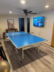 The Hillside Ranch: Relaxing Modern 4bd 2ba Oasis
