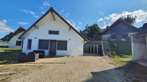 The Serlie Pagotin with Sauna