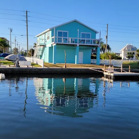 Waterfront Vacation Home with Gulf view- Boaters Paradise