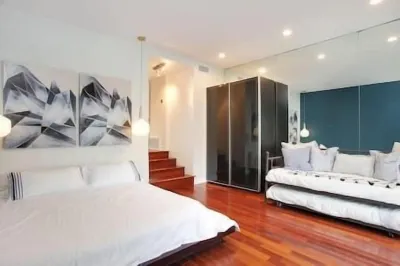 Endless Summer at Windansea⛱️🏄‍♀️ steps to the sand at La Jolla’s finest Beach 鳥石嶼附近的飯店