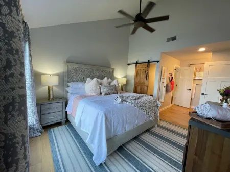 Stunning Lake Views, Quite Luxury Finishes, Delightful Details, No Stairs Entry