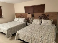 Coco NoKo cozy beach cottage + Swimming pool! Golf cart and pet friendly! - Pools