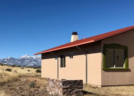 Enjoy Agave House, a 2 BR w/2 en suite baths in the shadow of Mt. Wrightson