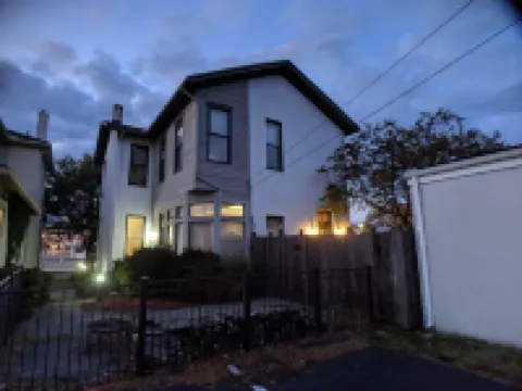 Oregon District - 3 Rms w/King - Free Coffee & Tea のホテル