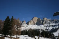 Mountain hut in Karersee with an unobstructed view of the Latemar