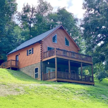 Smoky Hideaway • 2Bed 2Bath Cabin • Near Bike Trail