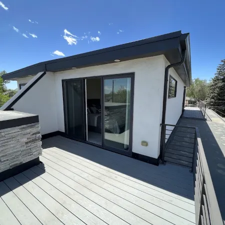Modern 5-Bed, Clean is Priority