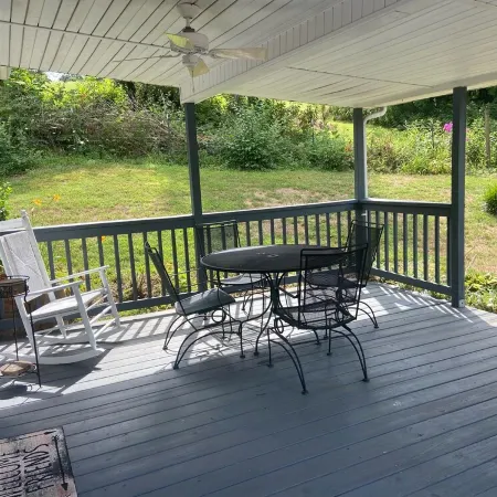 Charming Country Home In the Applachian Mountains of Northest Tennessee.