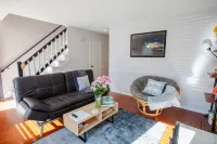 Cozy Townhouse in heart of West Ashley Hotels near Drayton Hall