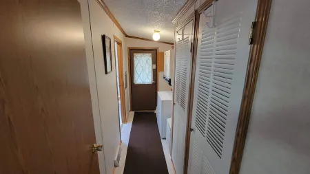 cozy vacation home with fantastic Lake access!