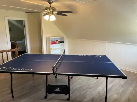 Farm house without the work. Enjoy the fresh air and the star gazing at night.