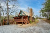 Fast Wifi Secluded Cabin Near Douglas Lake Hotels near Sims Point