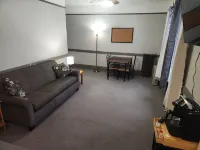 Cozy 1BR Near MTU, Keweenaw & Houghton, Full Kitchen & Wifi near Dining & Bars