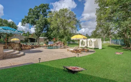 4BD - Pool & Movie Theater - Lake Conroe Nearby