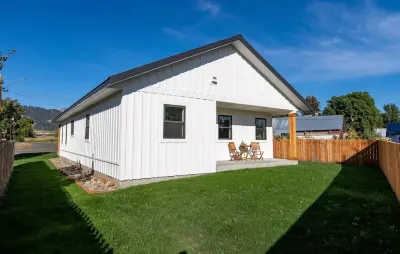 Bungalow in Halfway OR