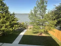 Cozy Lakefront Home with Private Dock, Grill, & Stunning Views– Near AT&T Hotel in zona Dallas Baptist University