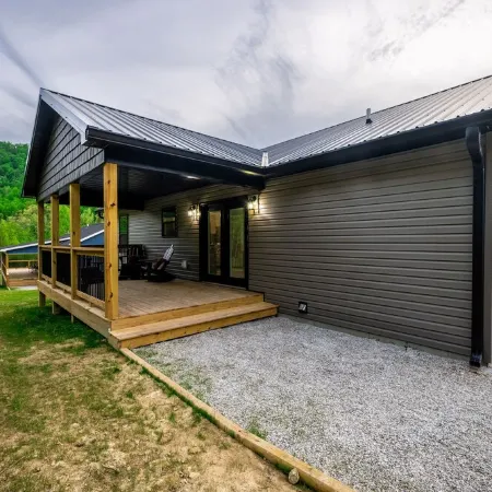 Red River Gorge, High Speed Wi-Fi, KY Dragway, Hollerwood Stay