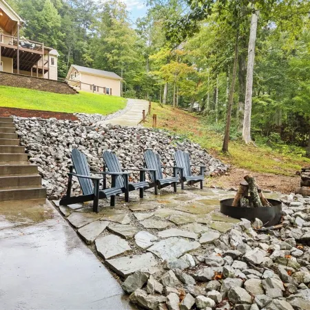Norris Lakefront Retreat! King Suites, Private 2 Slip Dock, Firepit - 2027 Open!