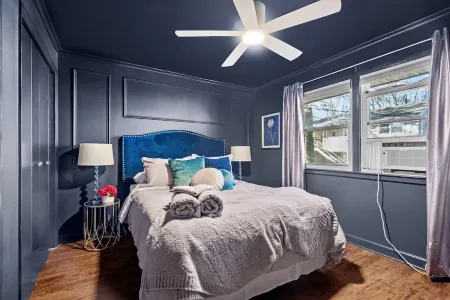 The Jewel Box- NC State/ Walkable