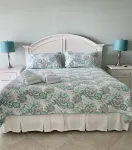 Stop Here! Can’t Beat This Villamare Top Floor Vacation Spot