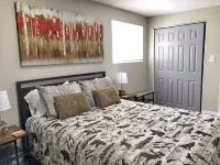 Great Location, Spectacular Mountain Views and gas firepit3306 Hotels near Gem Lake Trail