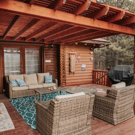 Cozy cabin in the woods. 12 min from the Angel Fire ski resort; 6 to golf course
