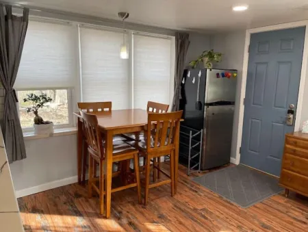 The Fox Den Отели рядом с достопримечательностью «Государственный университет Айова»