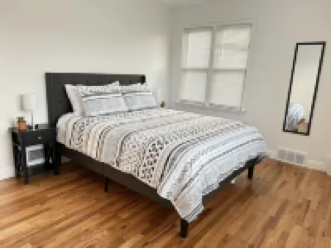 5 Star Home Close to Mt America Center & Temple, Perfect Location, Sleeps 10