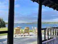 Authentic Log Cabin on Damariscotta River W/ Dock and Moorings Hotels in Boothbay