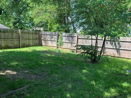 The Bungalow at WAFB/Knob Noster pet friendly Отели в г. Johnson County