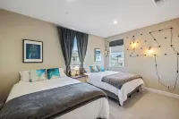 4-bedroom Elegant ElkGrove ModelHome 4039sq.Ft  just 19min from Sacramento Zoo Các khách sạn gần American Renaissance Institute of Arts