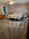 Suttons Bay-Pet Friendly-Walk to Brewery, beach, town, shops