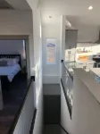 750 Square Feet, 1 Bedroom - Walk to Everything! Great for longer term stays. - 방갈로