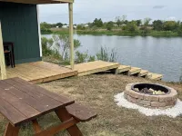 Bass Lodge - Lakefront - New Hotels in Commerce