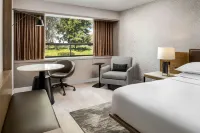 Sheraton Montreal Airport Hotel - parkir