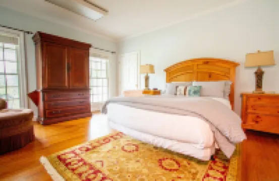 🌺Luxury Estate🌳 25 Gorgeous Acres of Privacy 🌳Family Getaway🌳Swimming Pond🌺