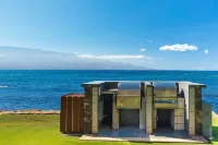 Spectacular Wall of Glass!