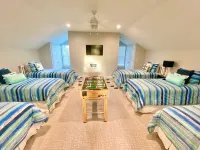 Hidden Treasure - near Beach-Pool- Basketball - Dock available - 10% off weekly!
