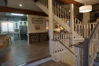 Top Rated Family & Group Cozy Stay:  Ski, Getaway & Events!