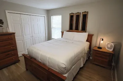 The Big House ~ with 620 sq ft Event Space ~ (View on YouTube "The Big House Hotels near Cane Ridge Park