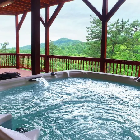 Huge Mountain Estate,Blue Ridge View, Sleeps 18, Hot Tub, Deck, & Game Room