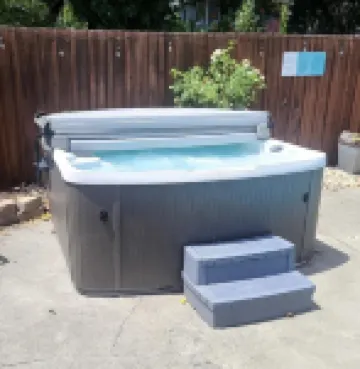 Home near Calistoga w/ heated pool & hot tub